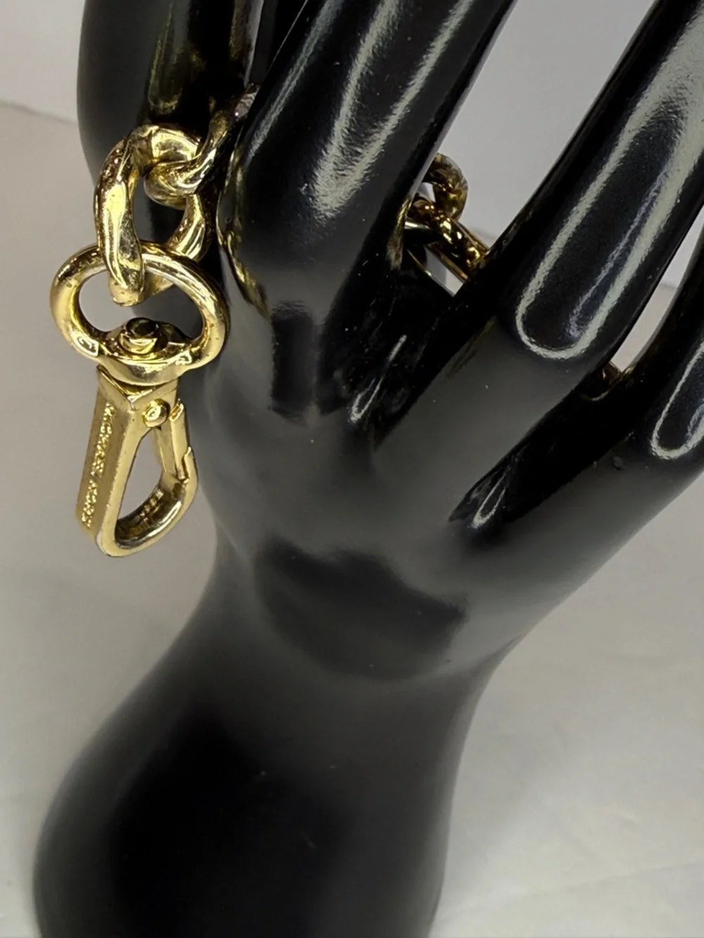 Michael Kors Gold MK Logo Keychain Heavy Chain Bag Charm Luxe - Picture 4 of 16